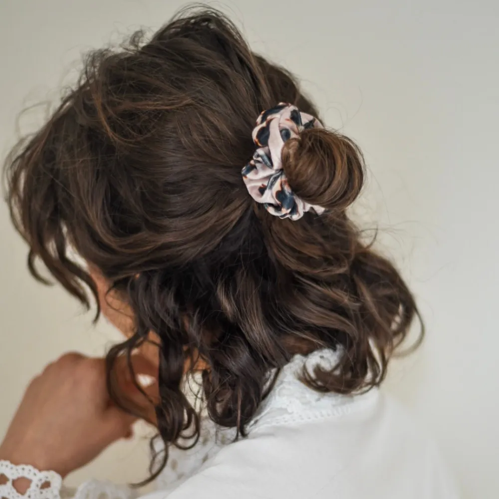 Cocopup Scrunchies-Ivory Tort Scrunchie by Coconut Lane