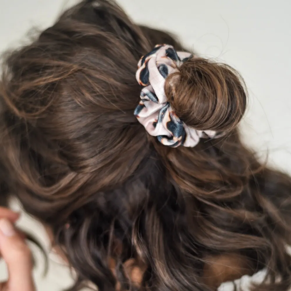 Cocopup Scrunchies-Ivory Tort Scrunchie by Coconut Lane