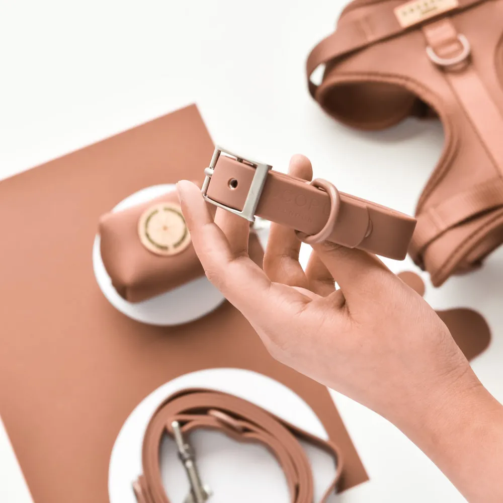 Cocopup Nakd D-Ring Harnesses | Nakd D-Ring Harness Bundles-NAKD Adjustable Neck Harness, Lead, Collar & Poop Bag Bundle - Brownie